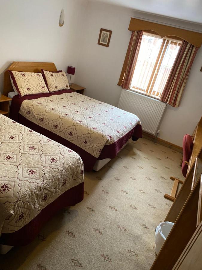 Bessemer Hotel Merthyr Tydfil Esterno foto
