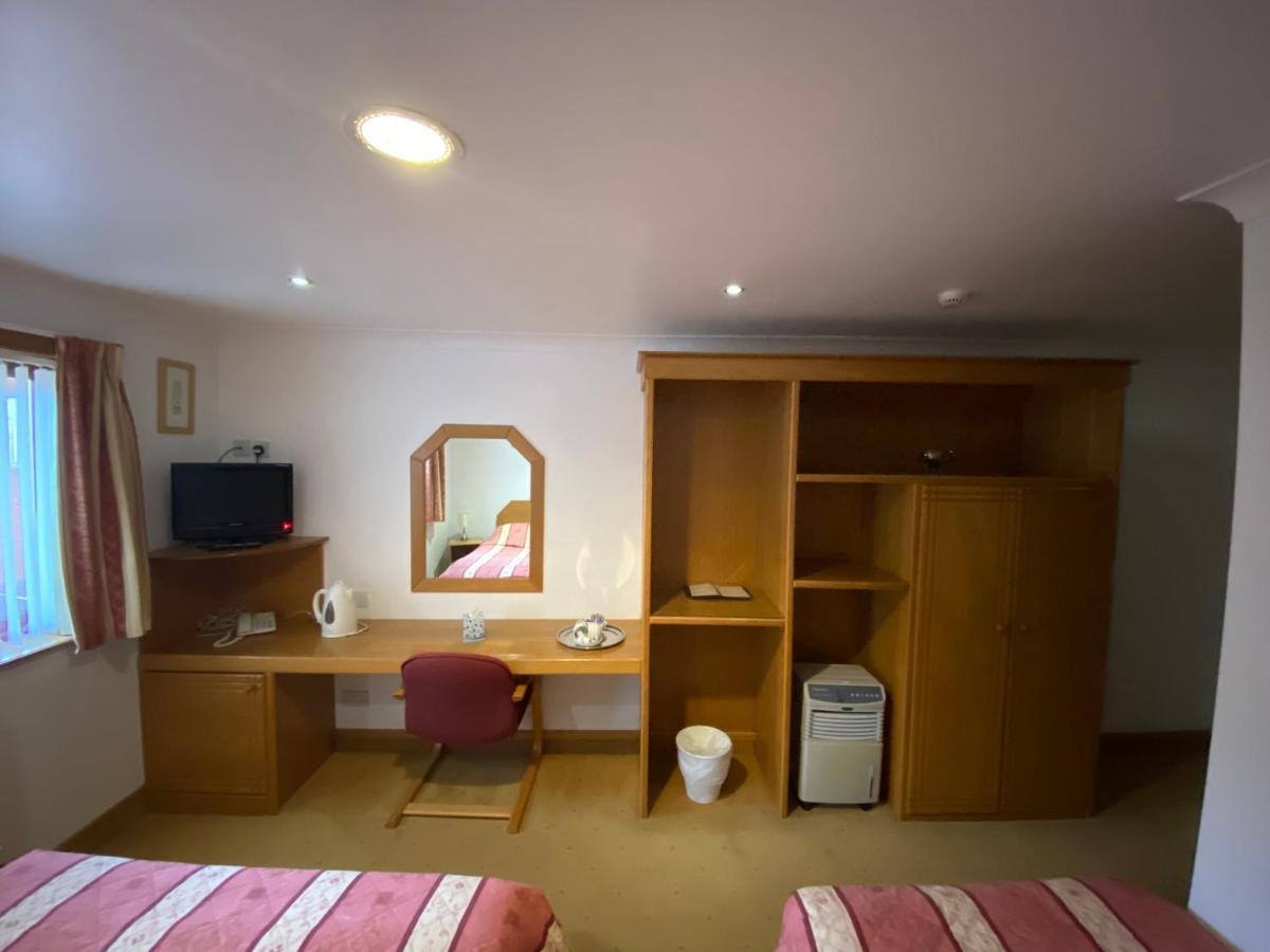 Bessemer Hotel Merthyr Tydfil Esterno foto