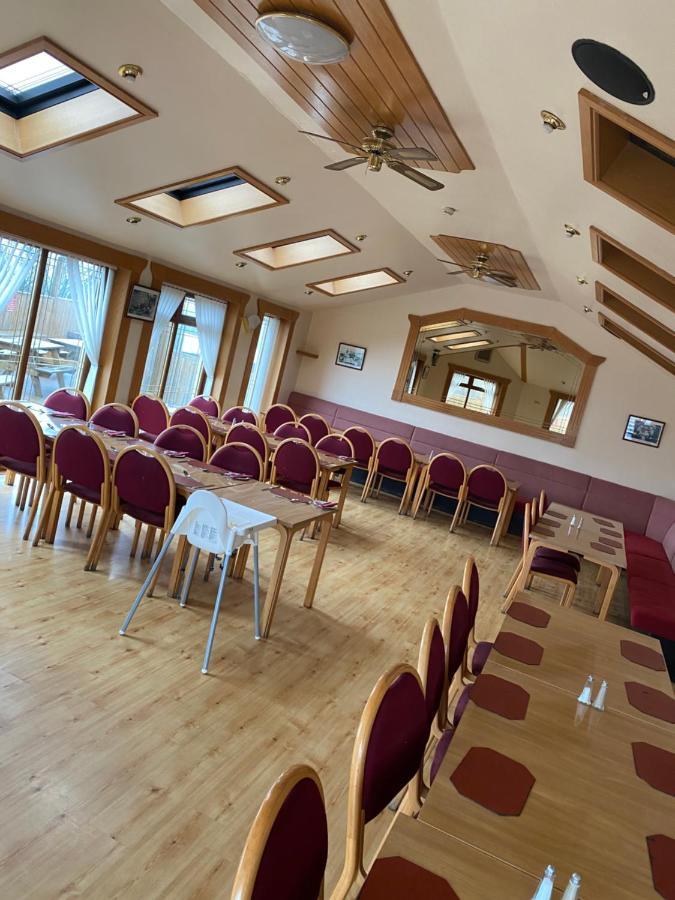 Bessemer Hotel Merthyr Tydfil Esterno foto