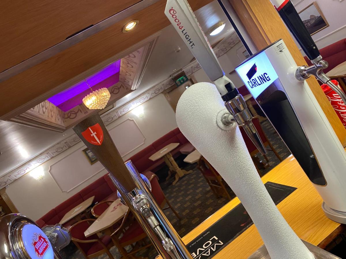 Bessemer Hotel Merthyr Tydfil Esterno foto